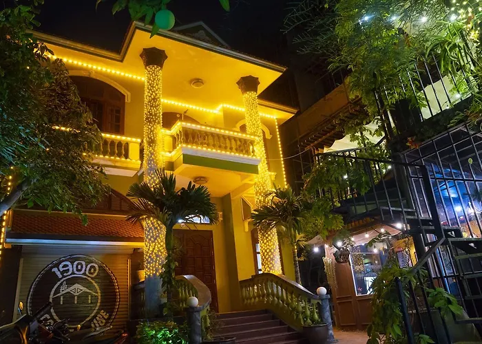 1900 Hotel 2*
